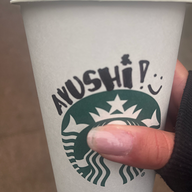 ayushi's avatar