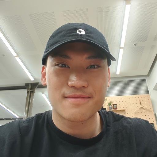 Ethan Lee